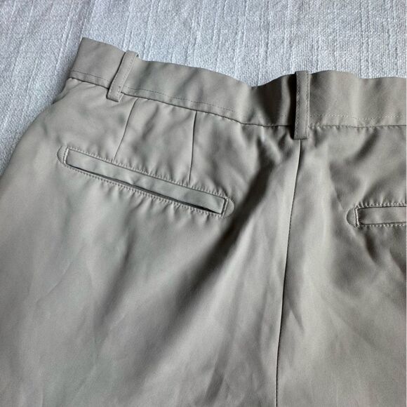 Dockers Khakis Shorts Athletic Flat Front Pockets SZ 32 - Picture 7 of 12